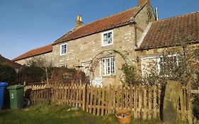 Holly Cottage Robin Hoods Bay